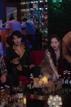 偷偷翘嘴，暗恋哥他爽到了